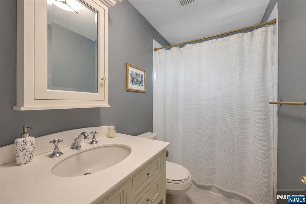 280 Eldon Court