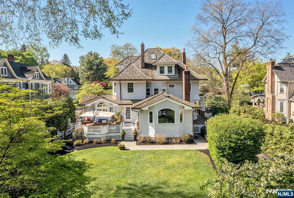427 Spring Avenue