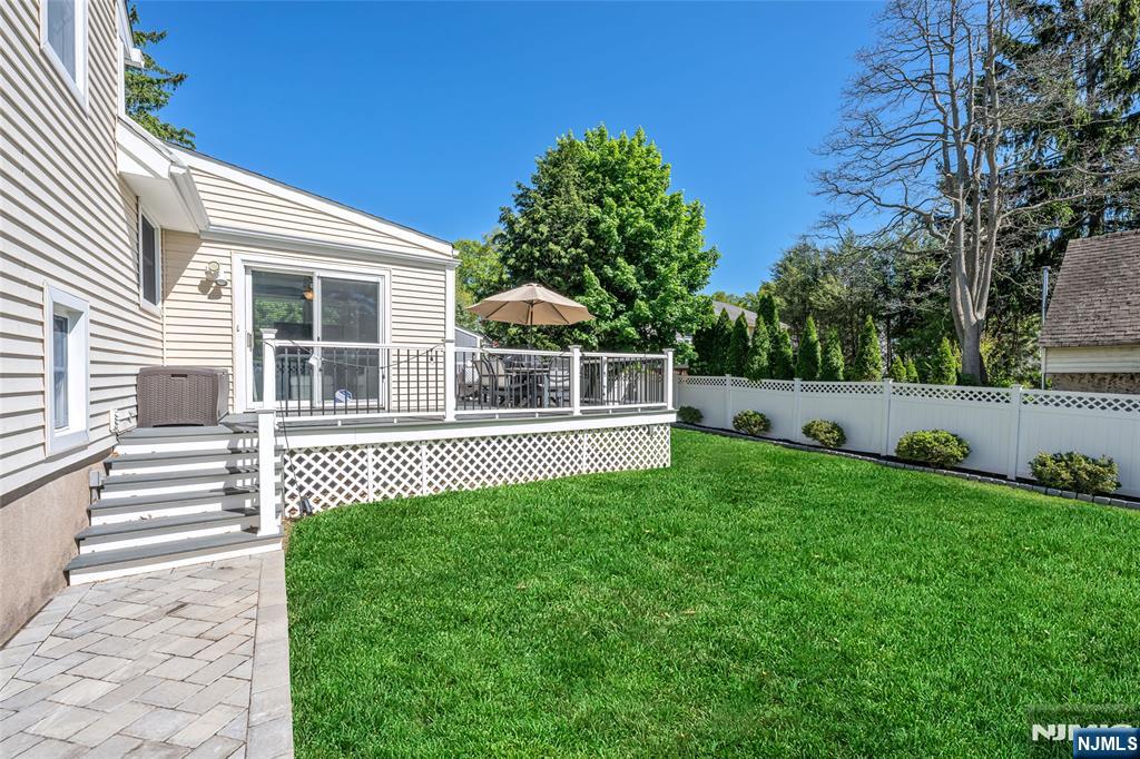 114 Summit Avenue