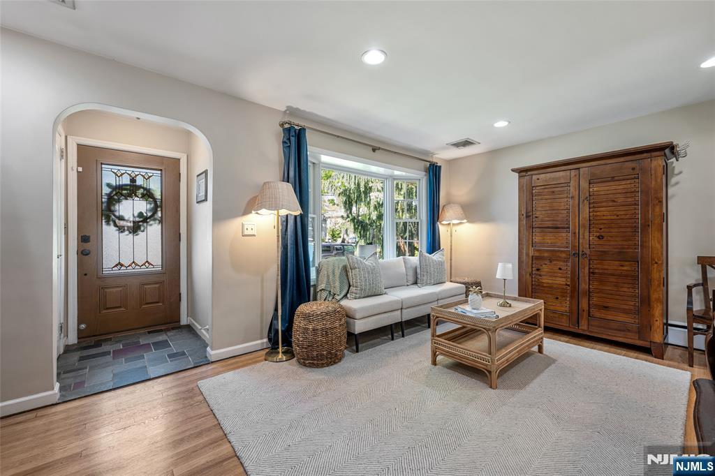 114 Summit Avenue