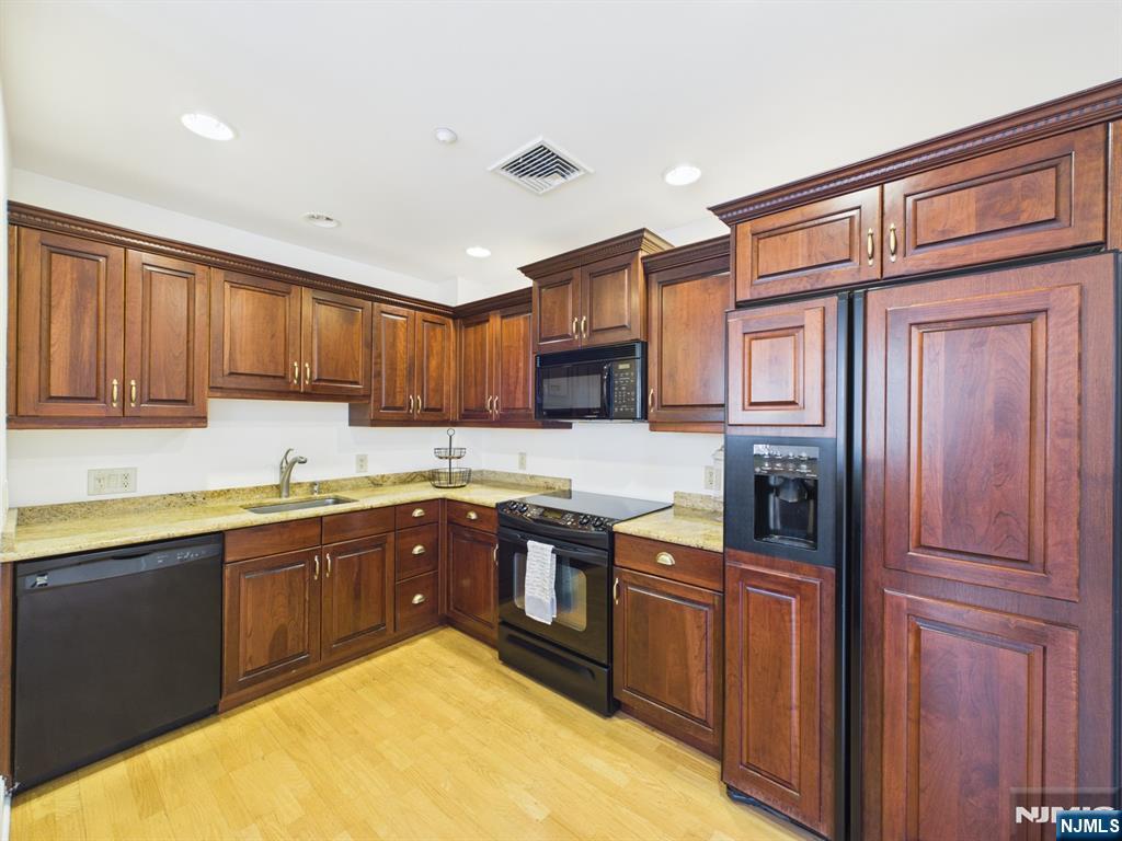 3405 Rio Vista Drive 3405