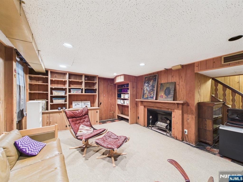 318 Beechwood Road