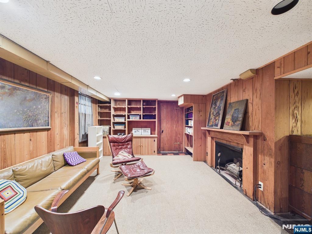 318 Beechwood Road