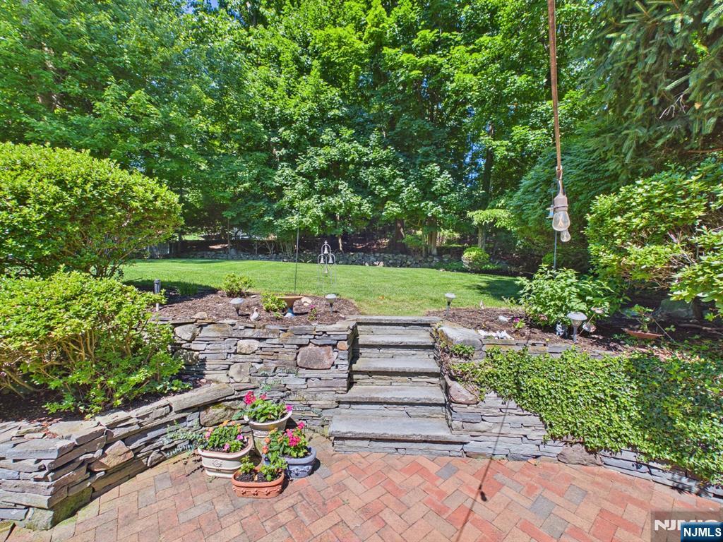 318 Beechwood Road