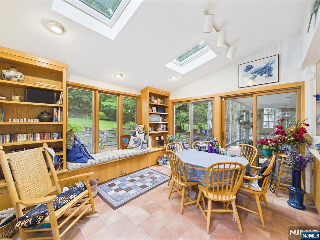 318 Beechwood Road
