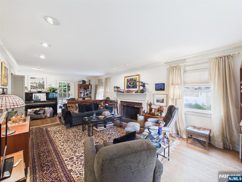 318 Beechwood Road