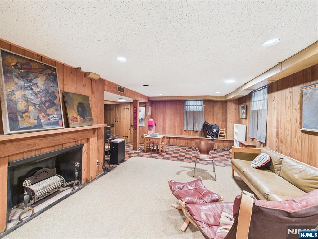 318 Beechwood Road