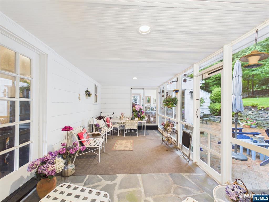 318 Beechwood Road