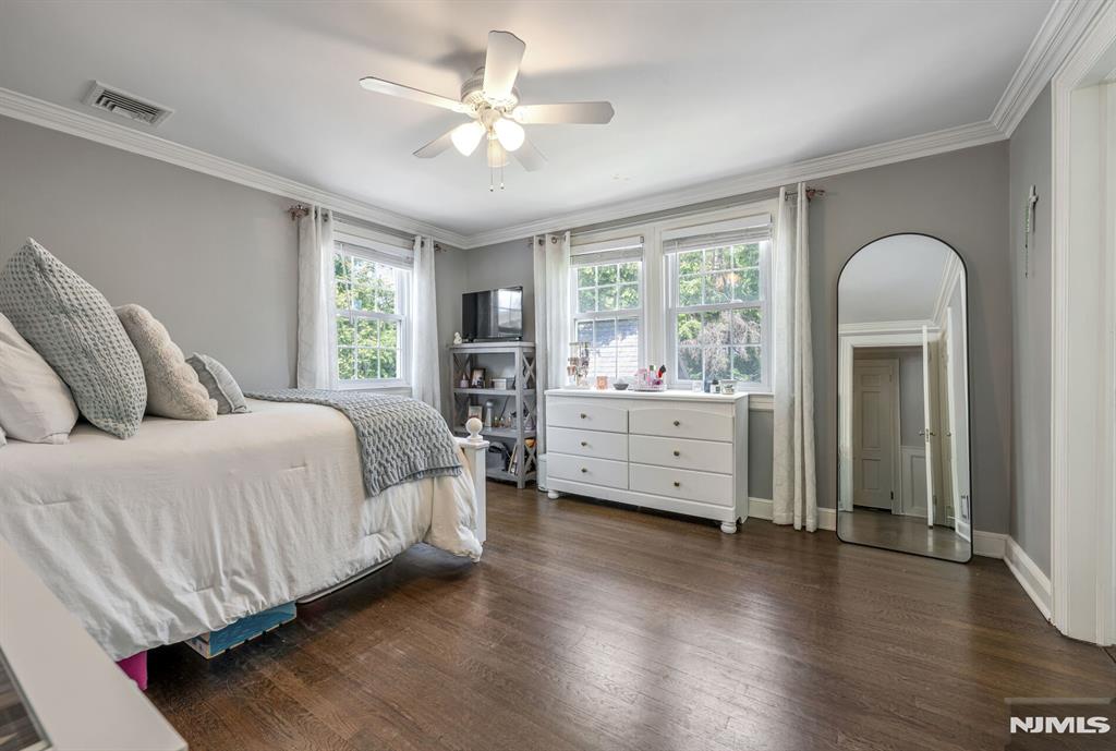 243 Hempstead Road