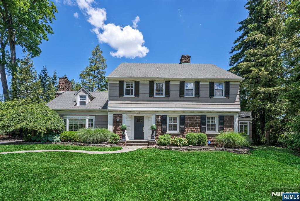 243 Hempstead Road