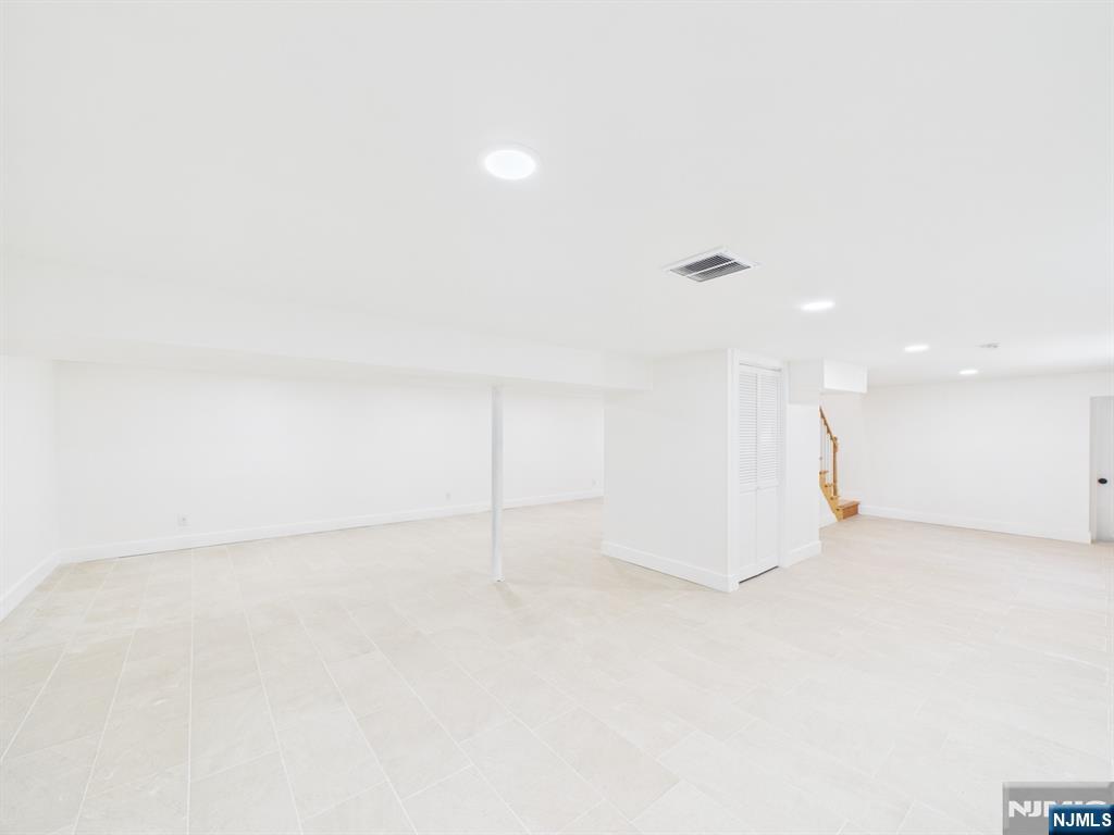 64 Graham Place