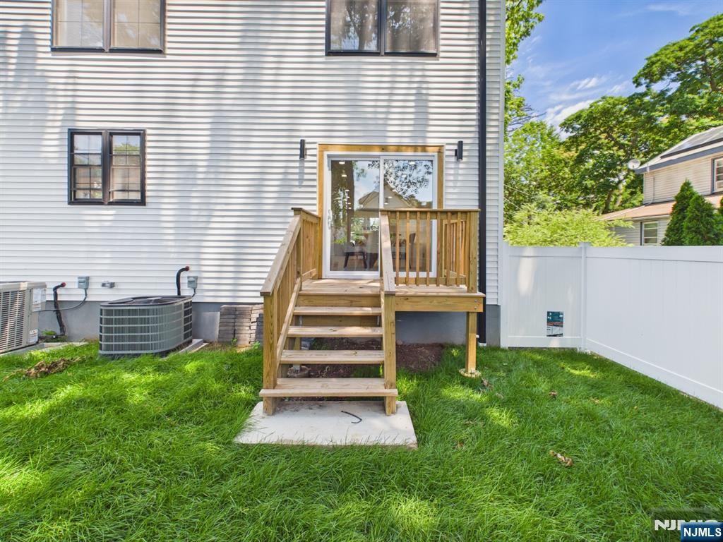 64 Graham Place