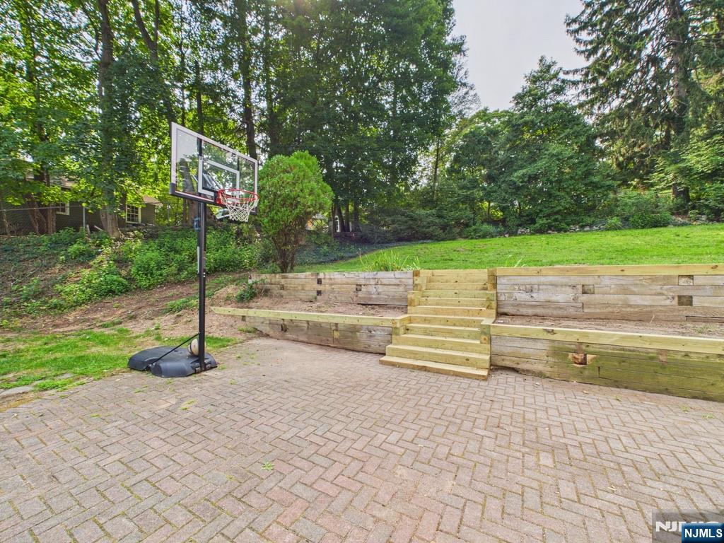 126 Southern Parkway