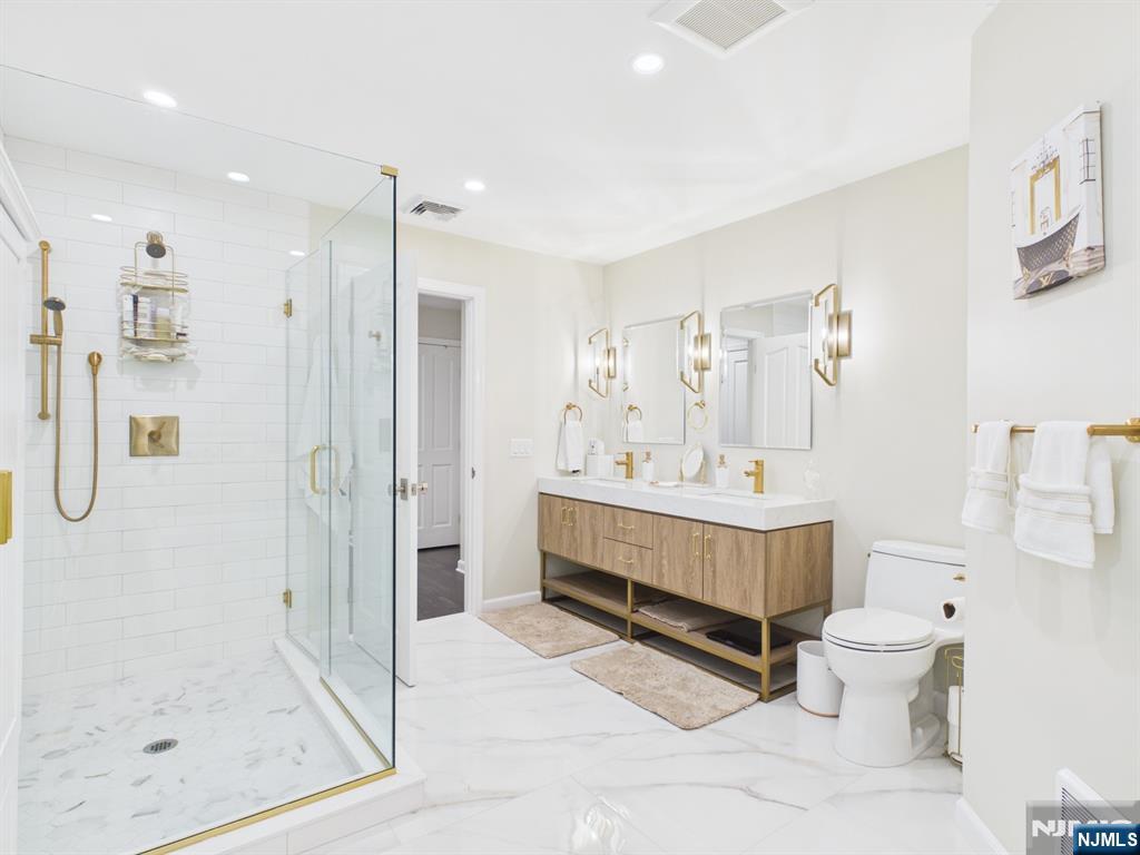 2 Normandy Court