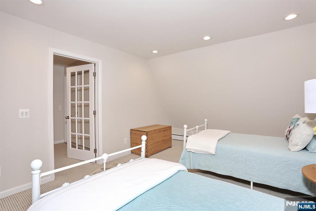 2 Normandy Court