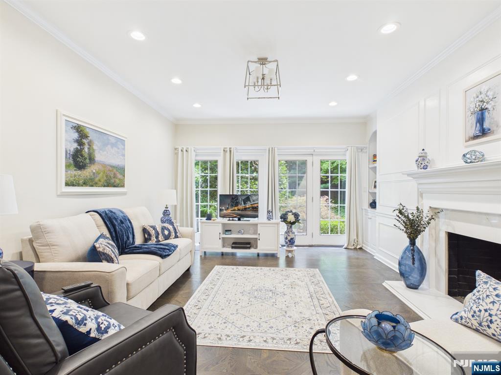 2 Normandy Court