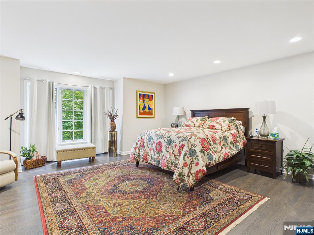 2 Normandy Court
