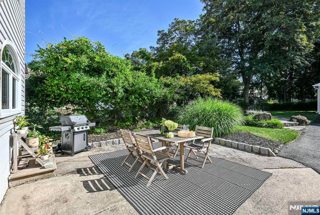 214 Paterson Avenue