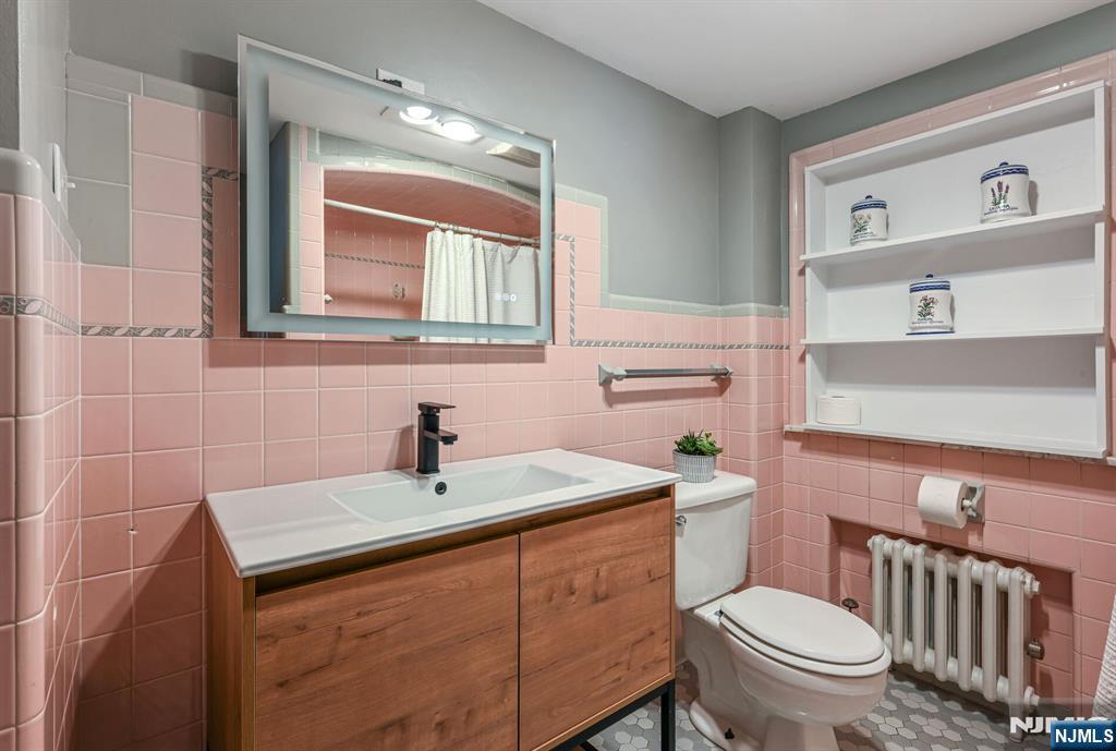 214 Paterson Avenue