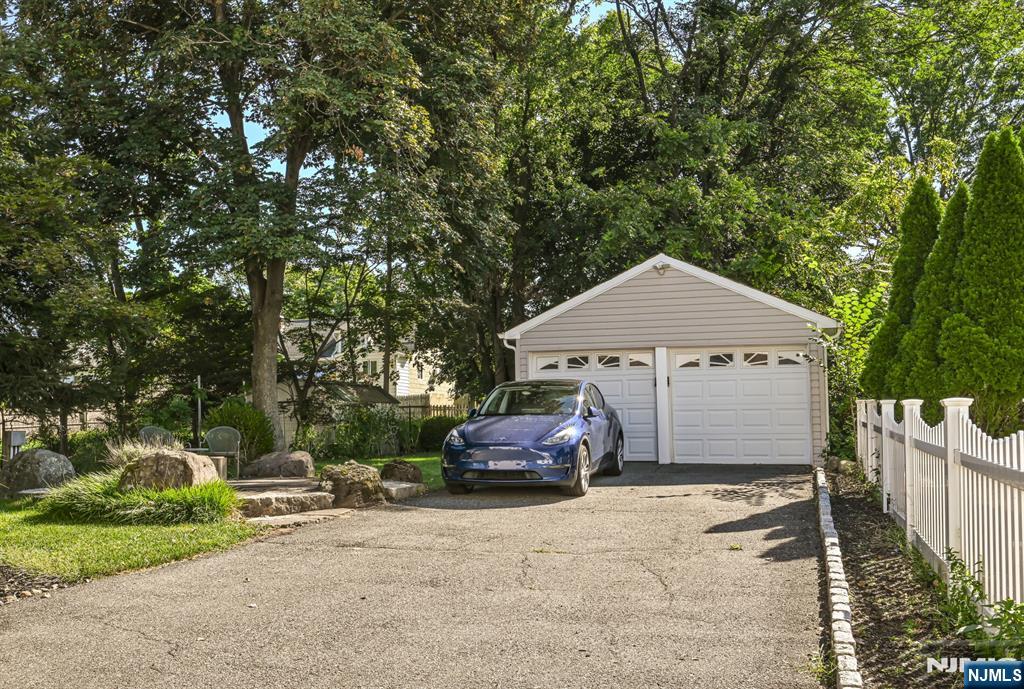 214 Paterson Avenue