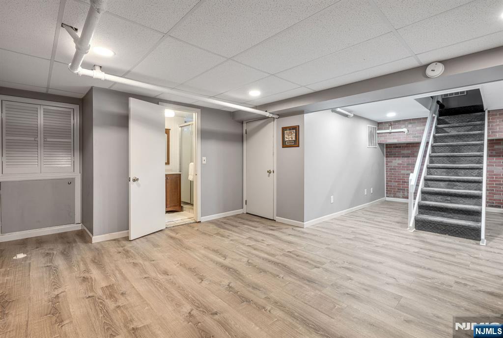 50 N Van Dien Avenue