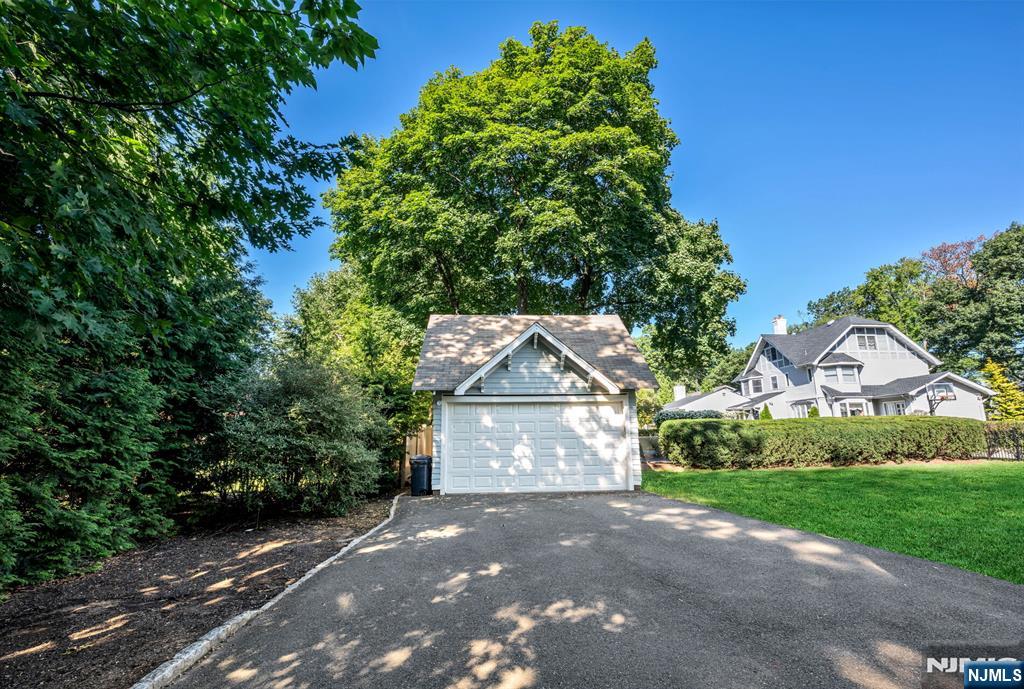 50 N Van Dien Avenue