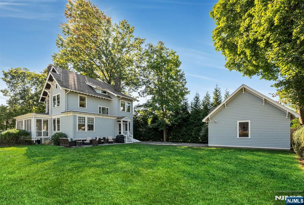 50 N Van Dien Avenue