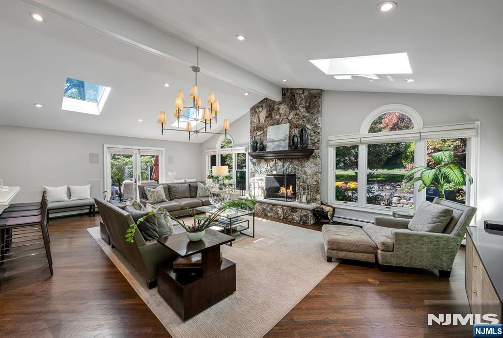 402 Highland Avenue