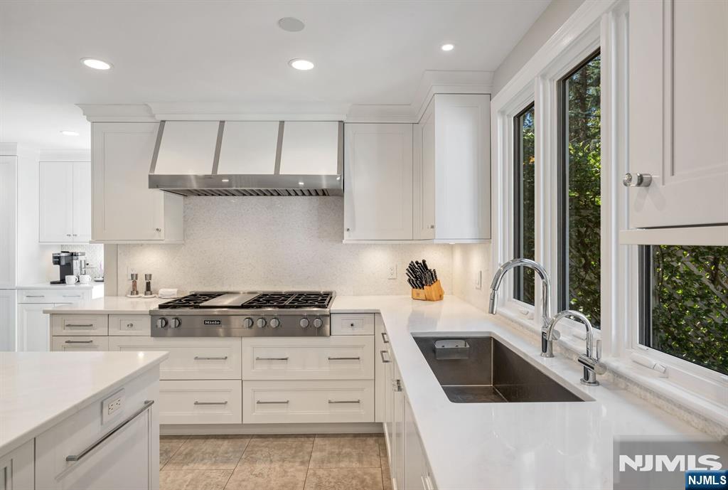 402 Highland Avenue