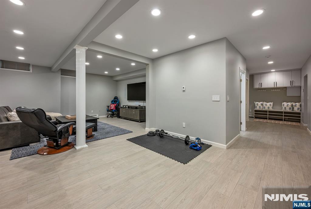 402 Highland Avenue