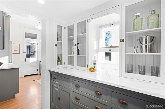 2550 W 43rd Avenue