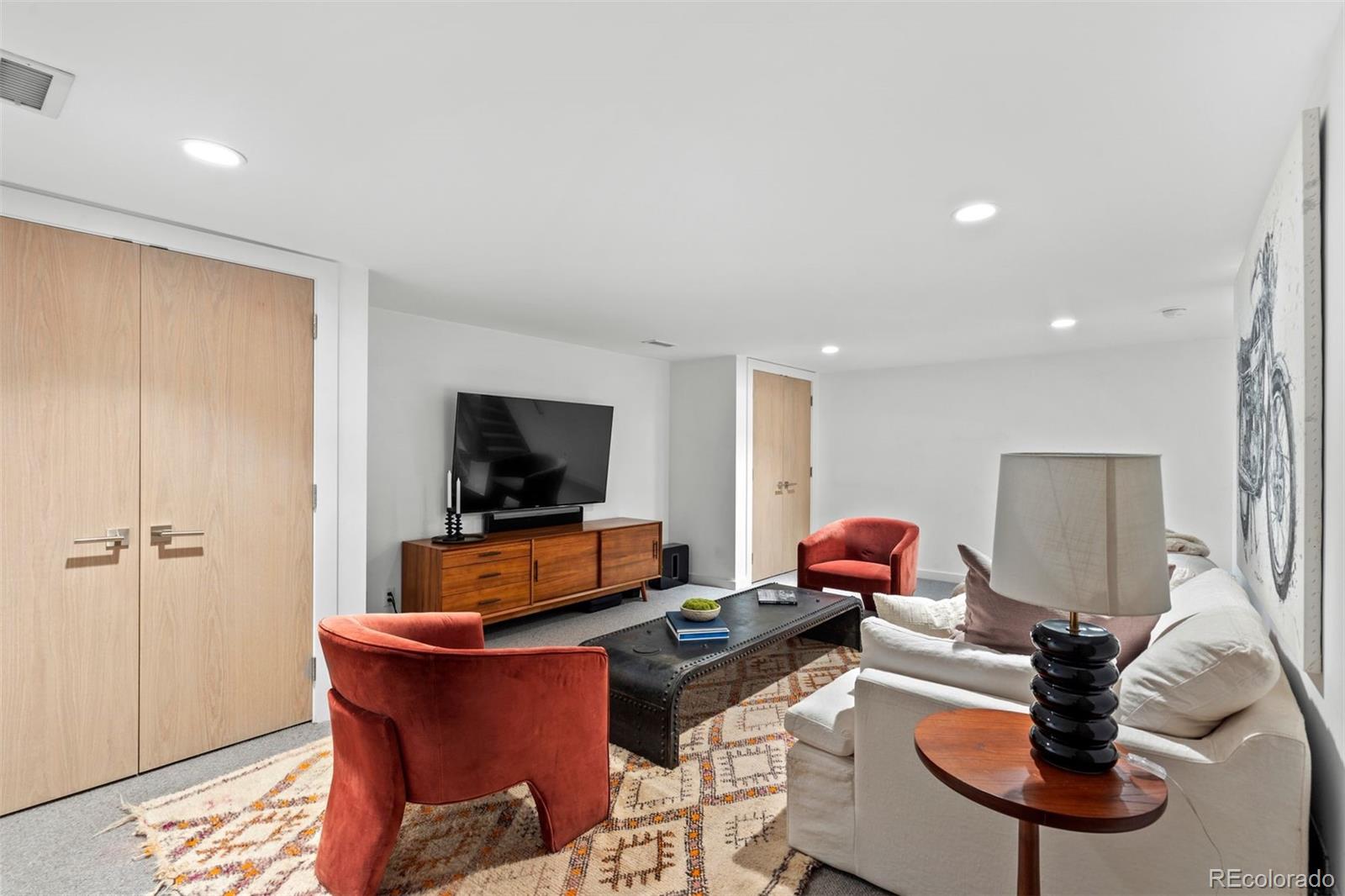275 Vine Street