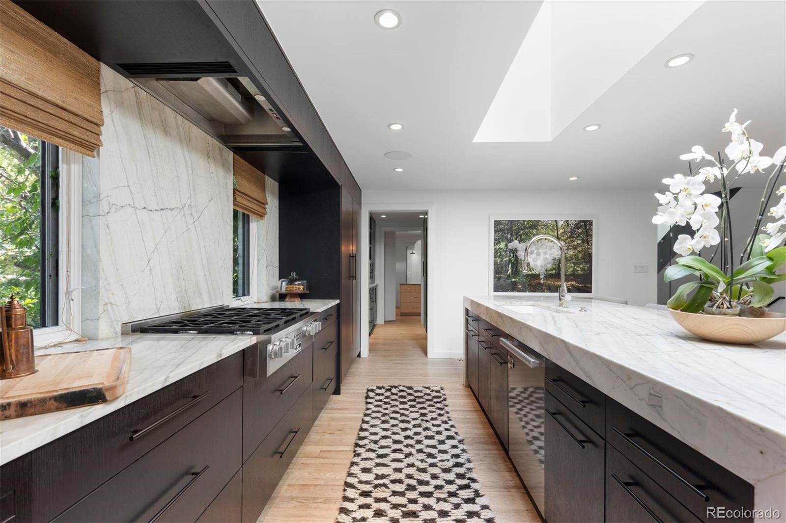 275 Vine Street