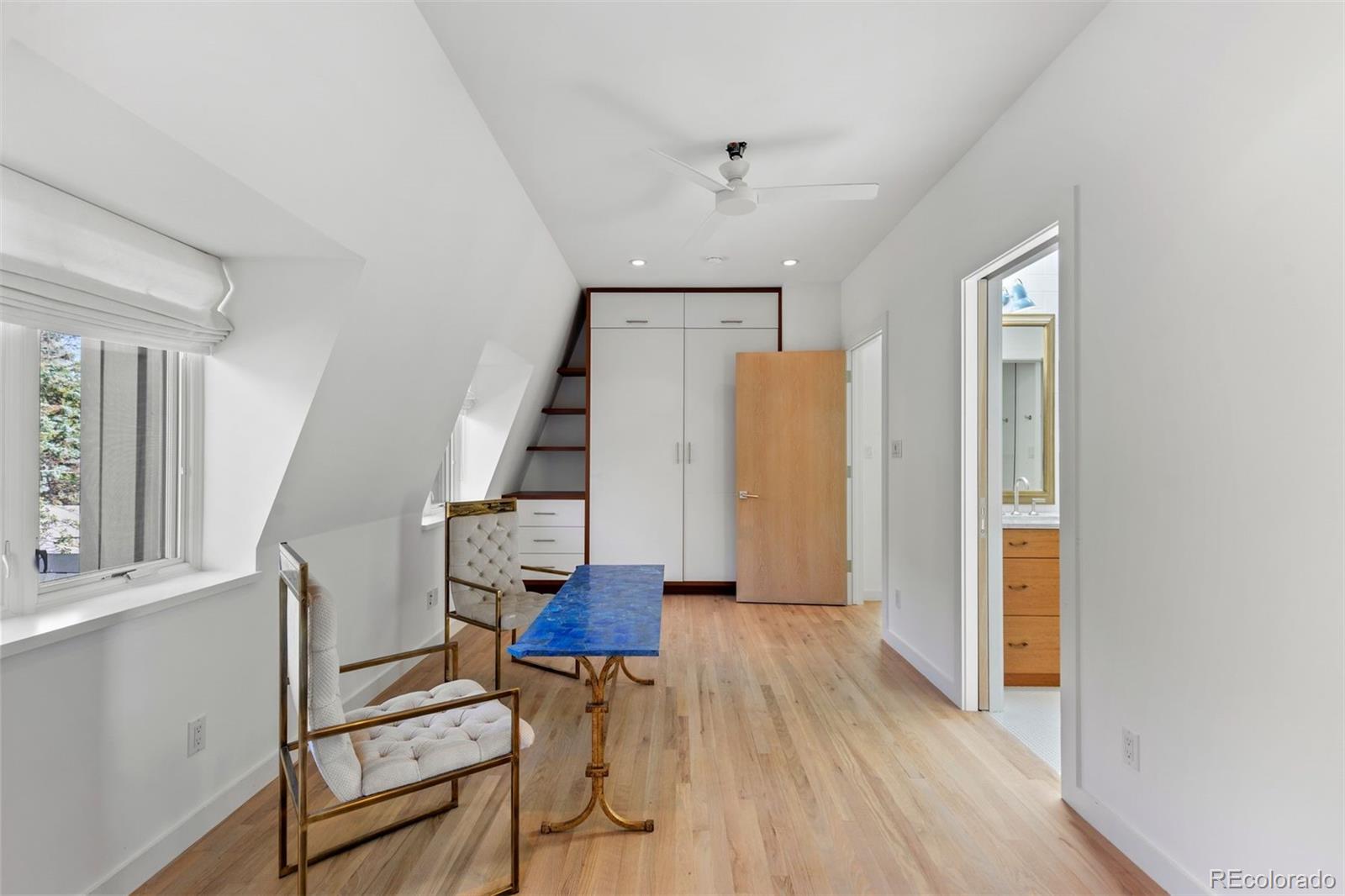 275 Vine Street