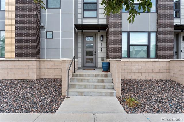 1555 Perry Street