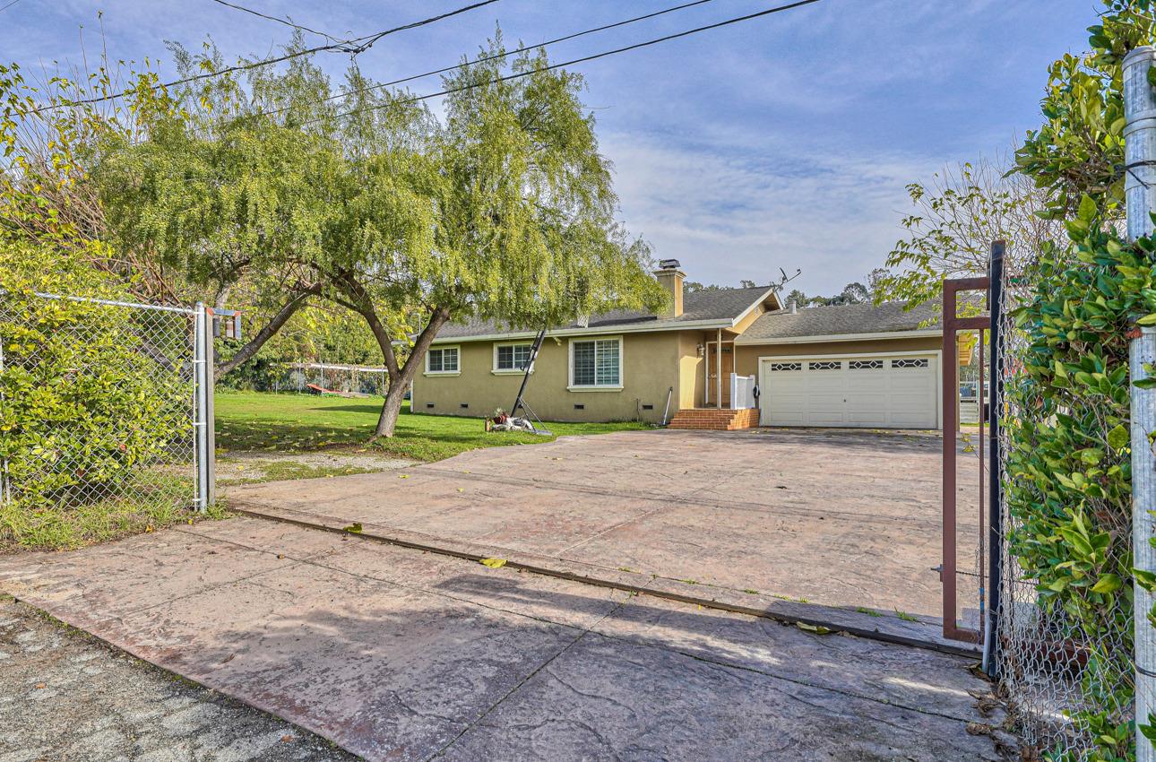 15780 Del Monte Farms RD