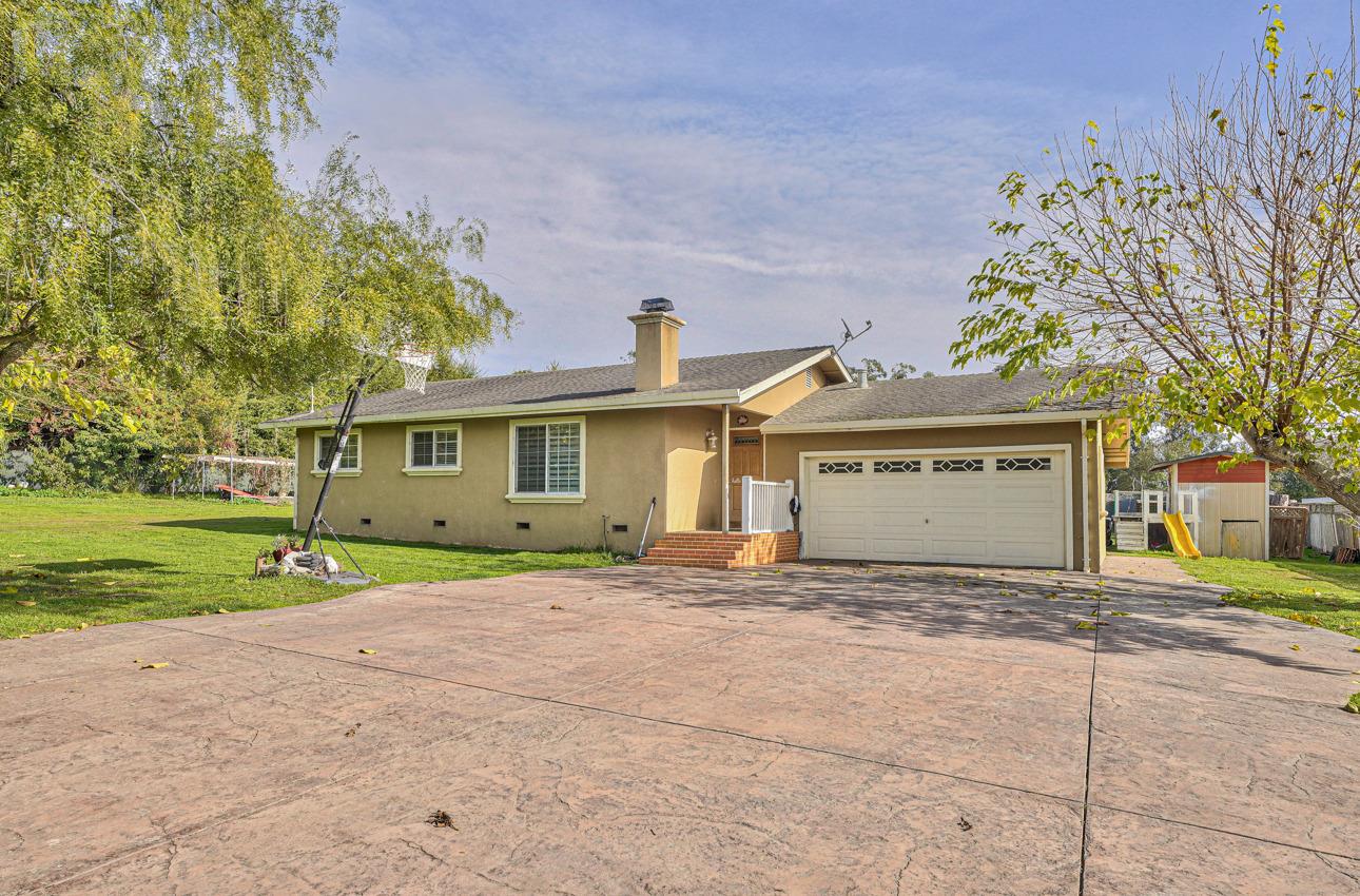 15780 Del Monte Farms RD