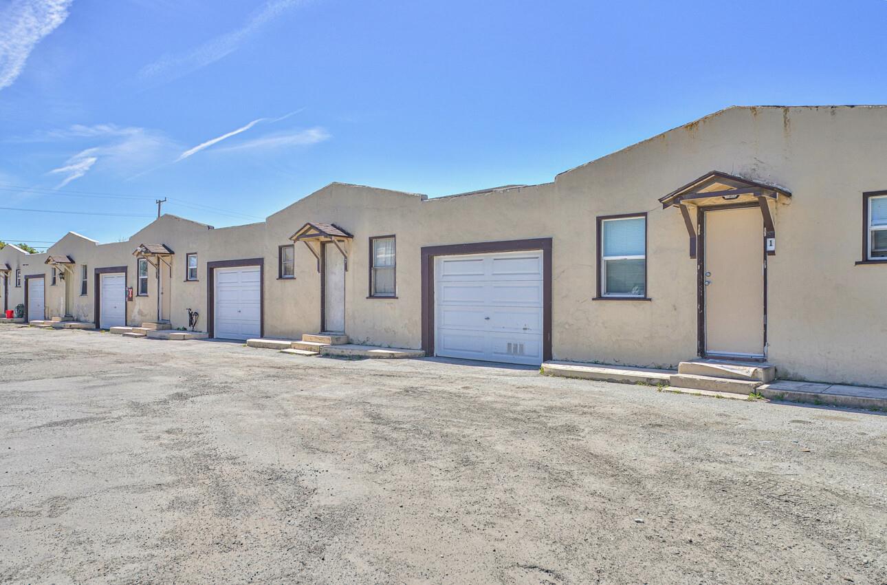 470 Williams RD