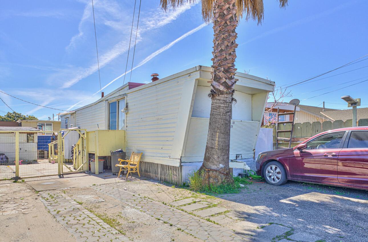 470 Williams RD