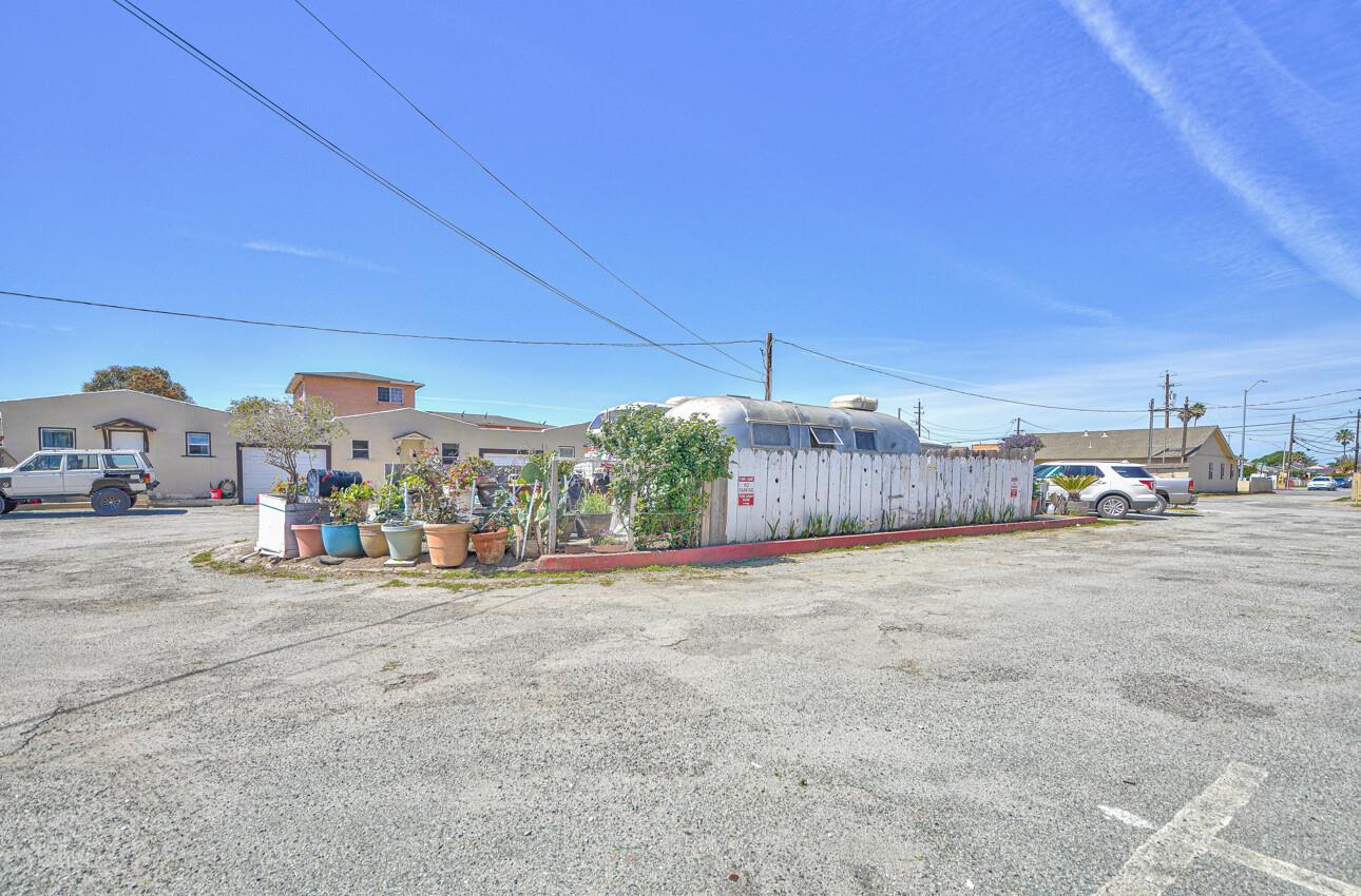 470 Williams RD