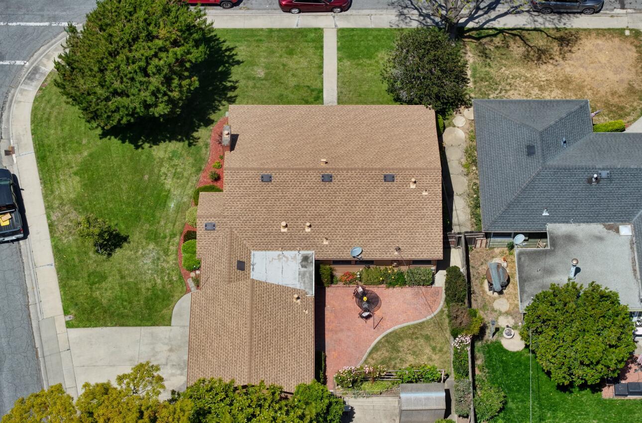 326 Elwood ST