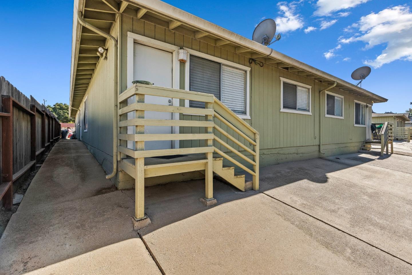 1267 Cherokee DR