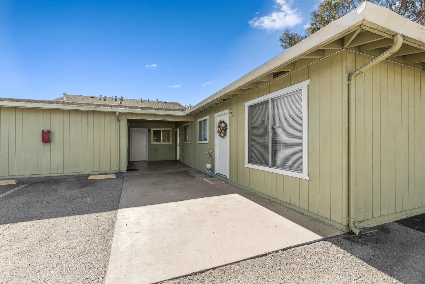 1259 Cherokee DR