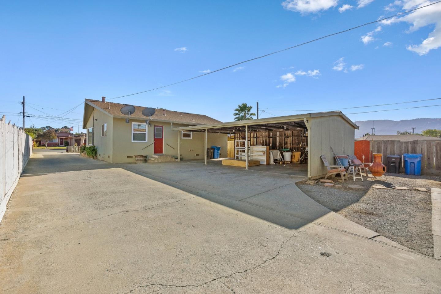 209 8th ST