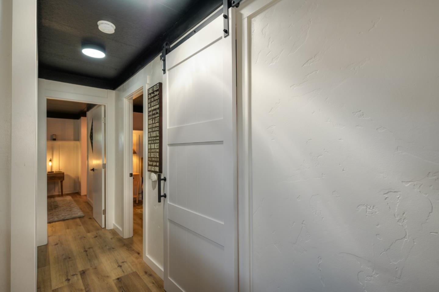 2000 Camanche RD 233