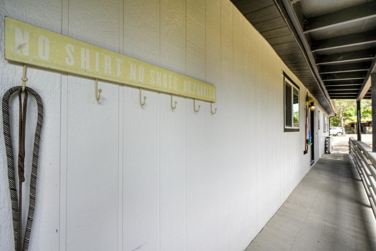 2000 Camanche RD 233