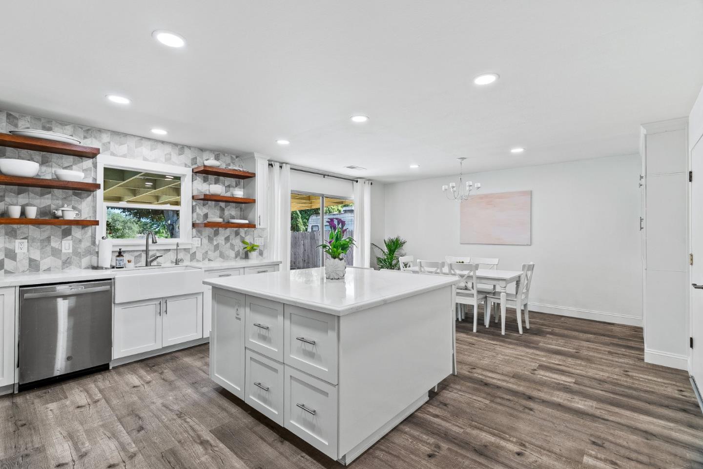 19395 Bellinzona AVE