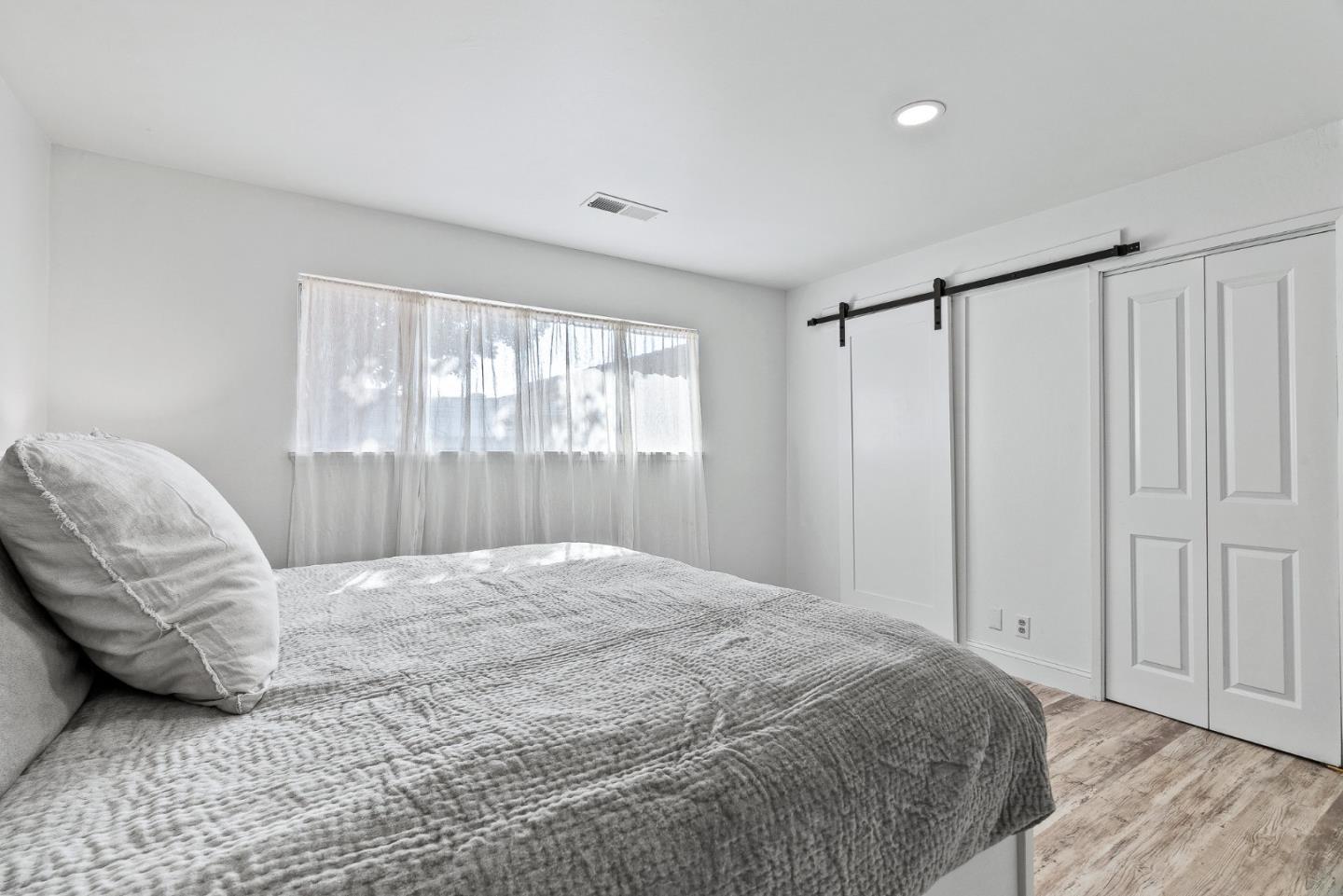 19395 Bellinzona AVE