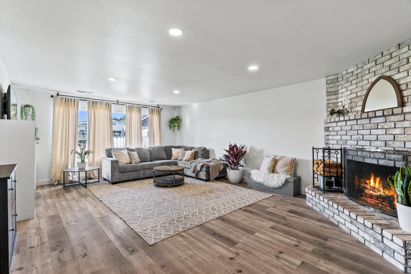 19395 Bellinzona AVE