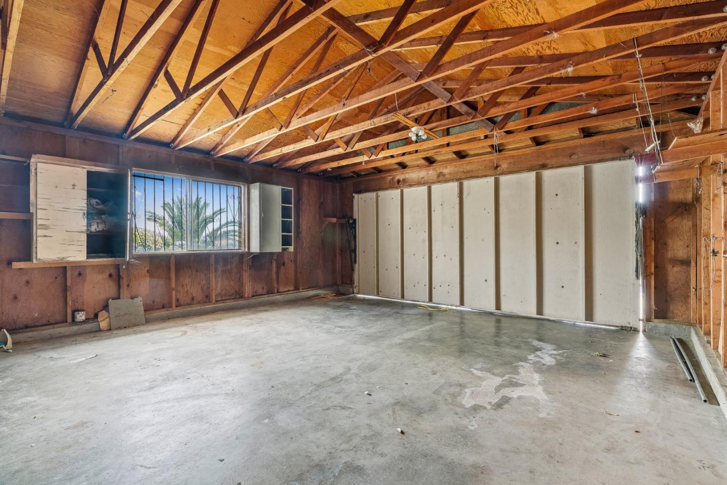 742 Pino Way